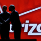 Image for article titled Verizon Cuts Online Upgrade and Activation Fees, Raises Its 'Full Service' In-Store Fee to $40